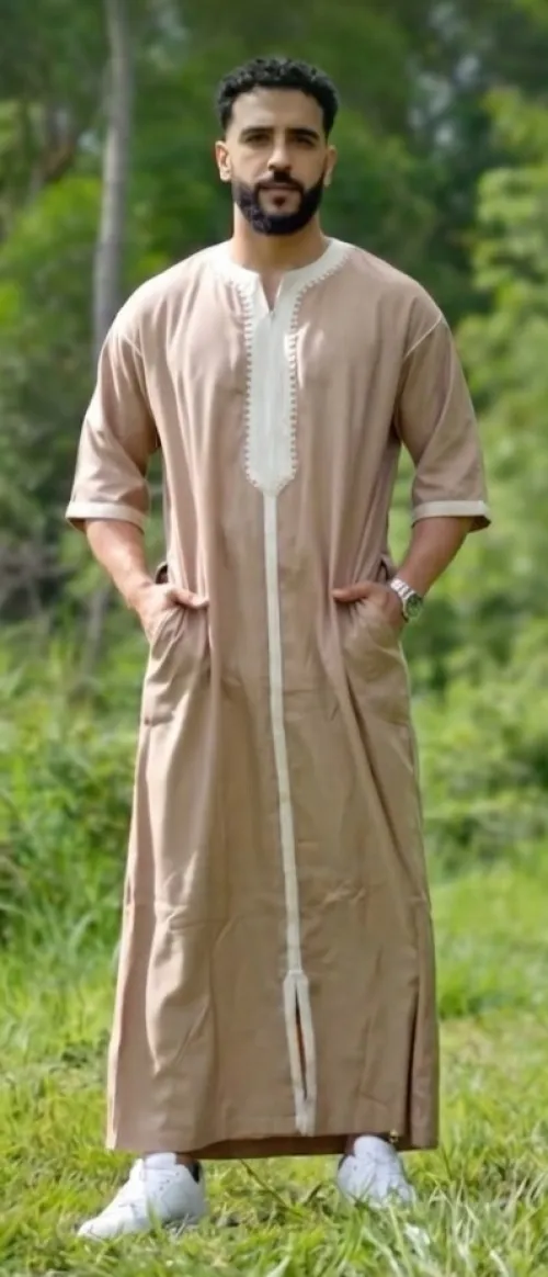 جلابة Beige + 2 سراويل نص ساق