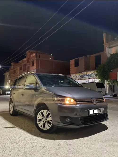 Volkswagen Touran 2014 Life