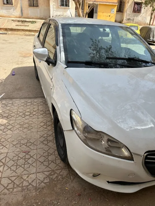 Peugeot 301 2013 301