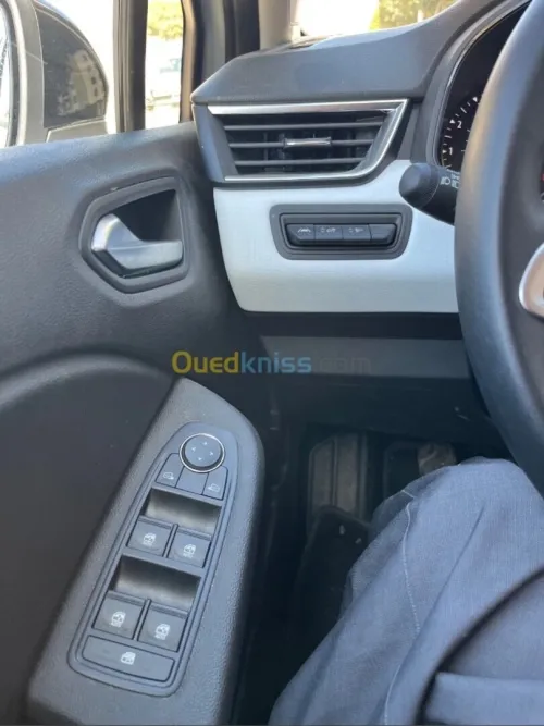 Renault Clio 5  2023 Evolution