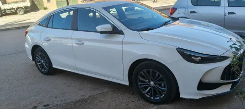 MG 5 2025 