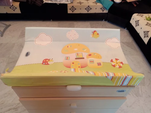 Commode cam pour bébé 