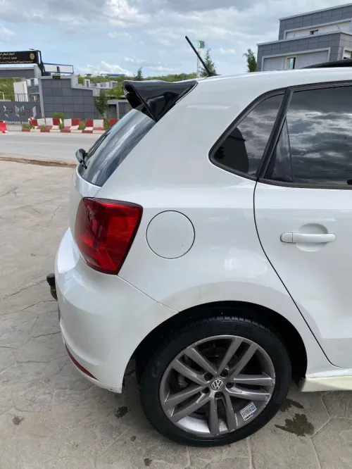 Volkswagen Polo 2015 La carat plus