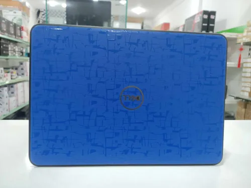 PC PORTABLE DELL LATITUDE3300