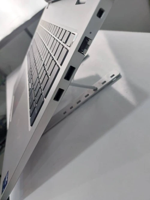 DELL PRO 16 ULTRA 5 235U V PRO