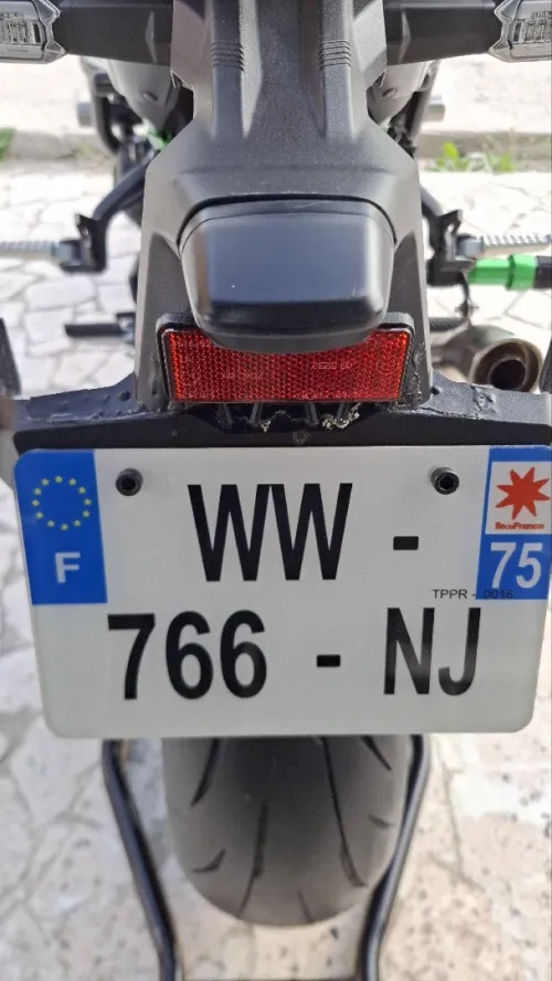 Kawasaki Z900 2025