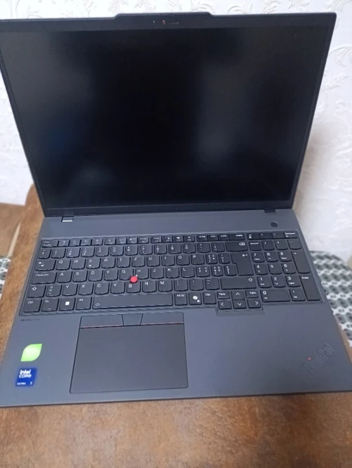 Lenovo T16 G4 ultra7 1to/32go ram