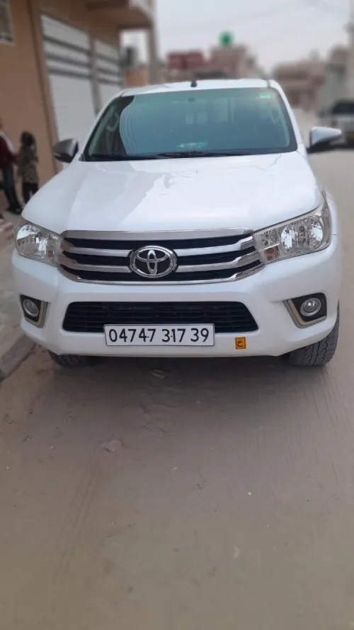 Toyota Hilux 2017 LEGEND DC 4x4