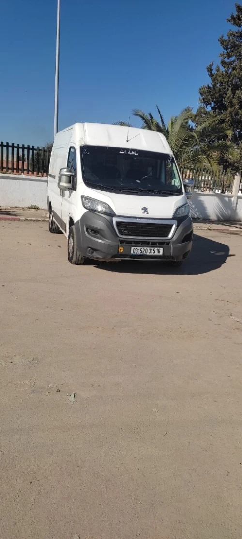 Peugeot Boxer 