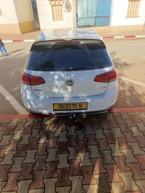 Volkswagen Golf 7 2015 Trendline +