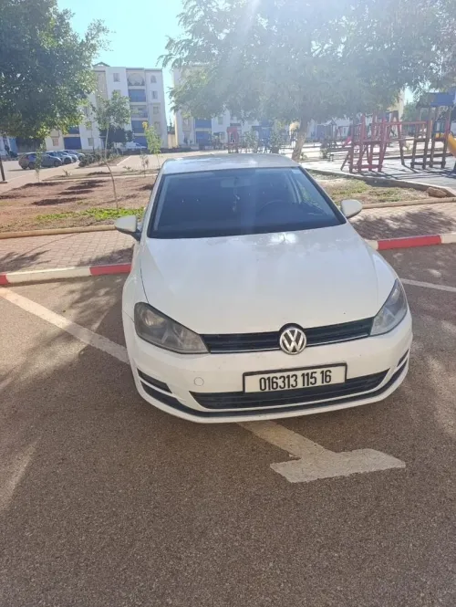 Volkswagen Golf 7 2015 Trendline +