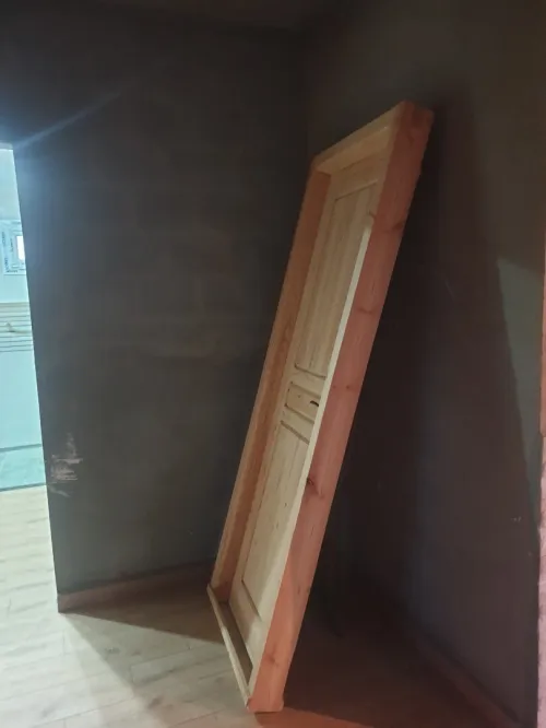 Porte intérieure en bois 