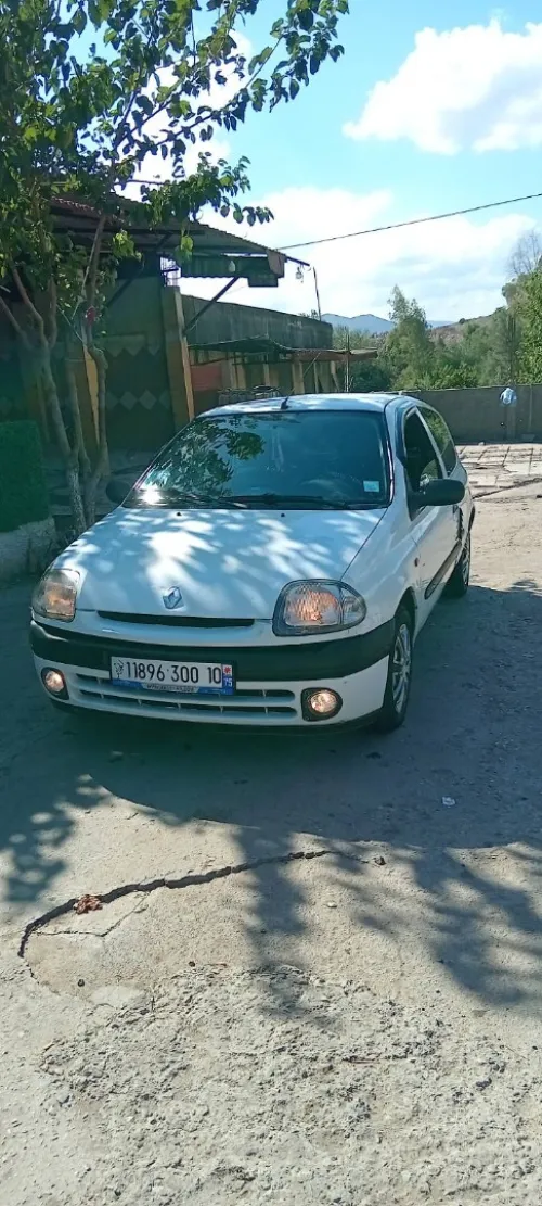 Renault clio japonaise 2000 clio japonaise