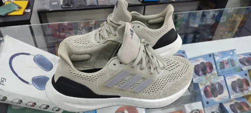 Adidas pureboost 23