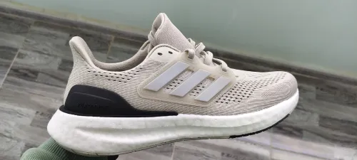 Adidas pureboost 23