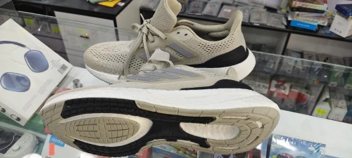Adidas pureboost 23
