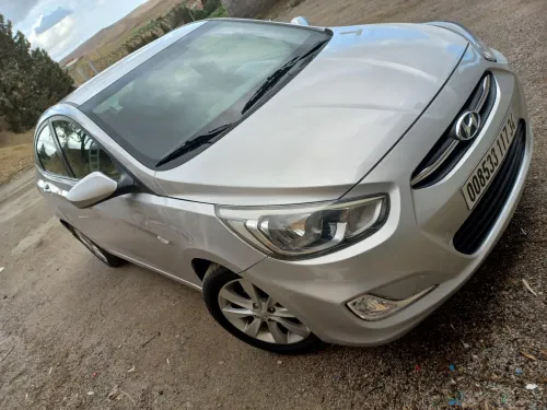Hyundai Accent RB  4 portes 2017 Accent RB  4 portes
