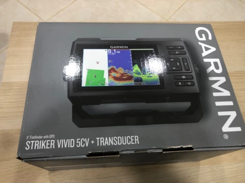 Sondeur GARMIN striker vived 5 cv