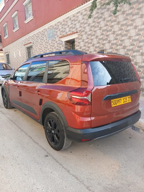 Dacia Logane 2023 