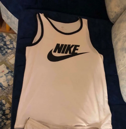 Triko Nike original taille M