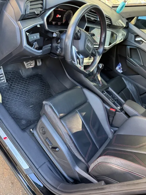 Audi Q3 2023 S-line