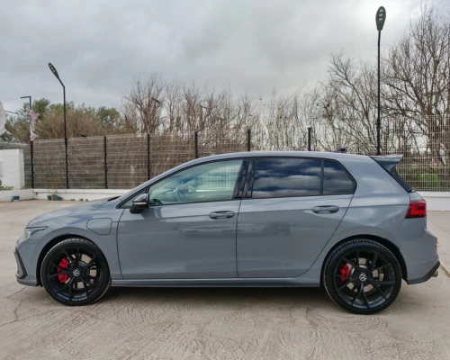 Volkswagen Golf 8 2021 GTE