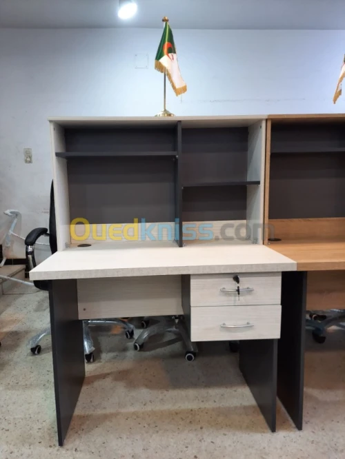 Bureau étudiant 1M