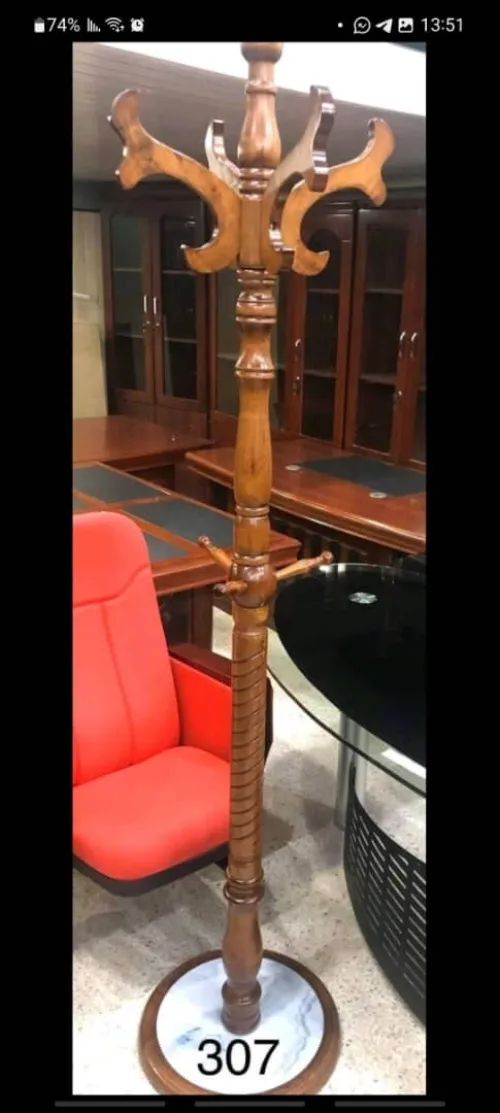Porte manteau en bois solide