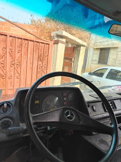 Mercedes T1 207D 1986 Mercedes Benz