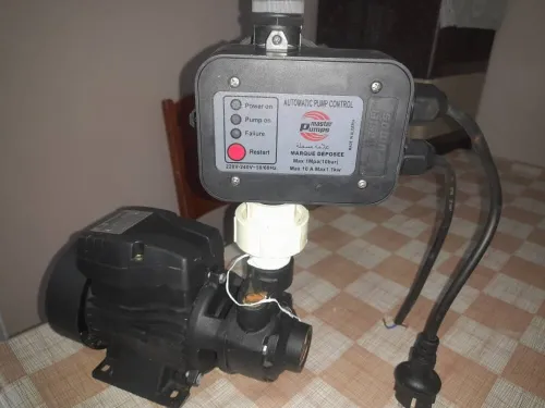 Pomp a eau marque master + cervau 1 turbine