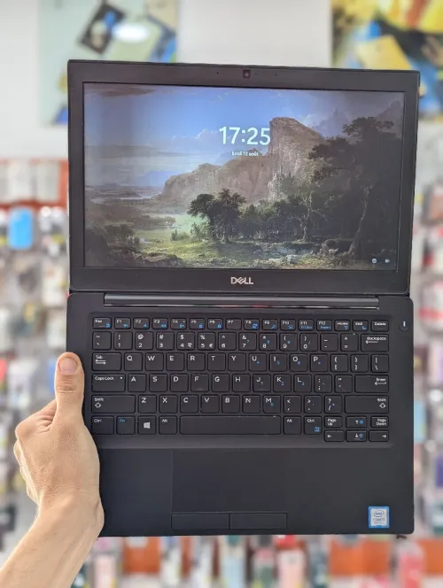 Dell latitude 7290   I7 8650U 16GB 512  SSD HD 12.6"