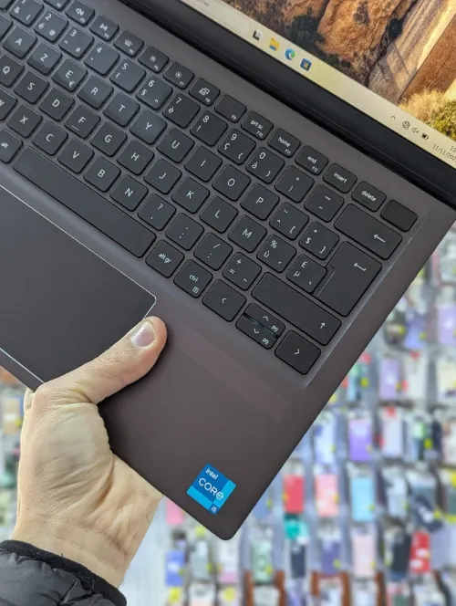 DELL VOSTRO 14 5410  I5 11320H 16GB 156 SSD NVME FULL HD 14 "