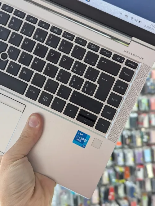 HP ELITEBOOK 840 G8 I5 11TH 16GB 256 SSD FULL HD