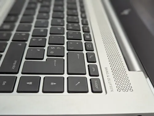 HP ELITEBOOK 840 G5 I7 8Th 8GB 256 SSD FULL HD
