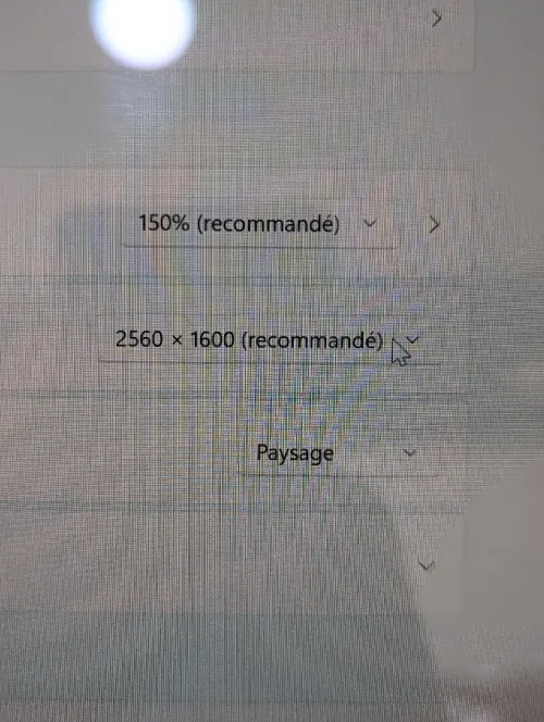 LG GRAM I7-1065G7  i7 10TH 16GB 512 SSD 2K 17"