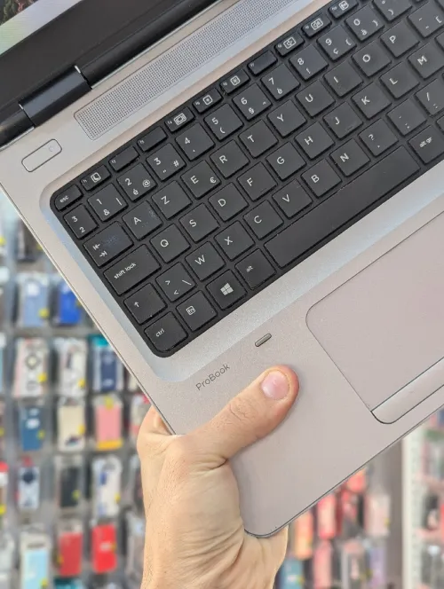 HP PROBOOK 650 G3  I5 7200U 8GB 256 SSD FULL HD 15.6"