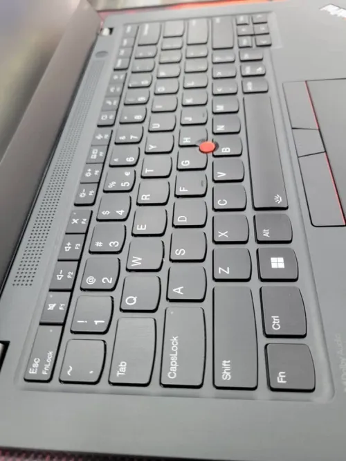 LENOVO THINKPAD T14S GEN 2  I7 11TH 16GB RAM 512 SSD 14" FULL HD   