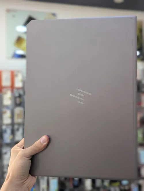 HP ZBOOK STUDIO G5  I7 8750H 16GB 512 SSD  NVME NVIDIA QUADRO P1000 4G