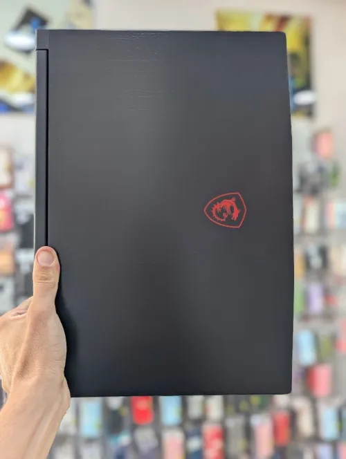 MSI GF 63 I5-11400H 16GB 512 SSD FULL HD GTX  1650 4GB  15.6" 