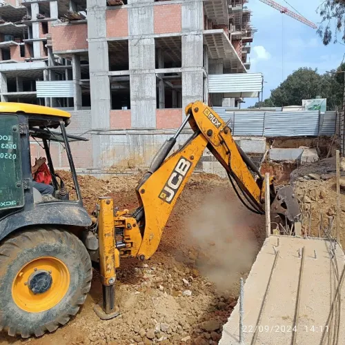 bétonnage des pieux ,recepage et poutre courrounement