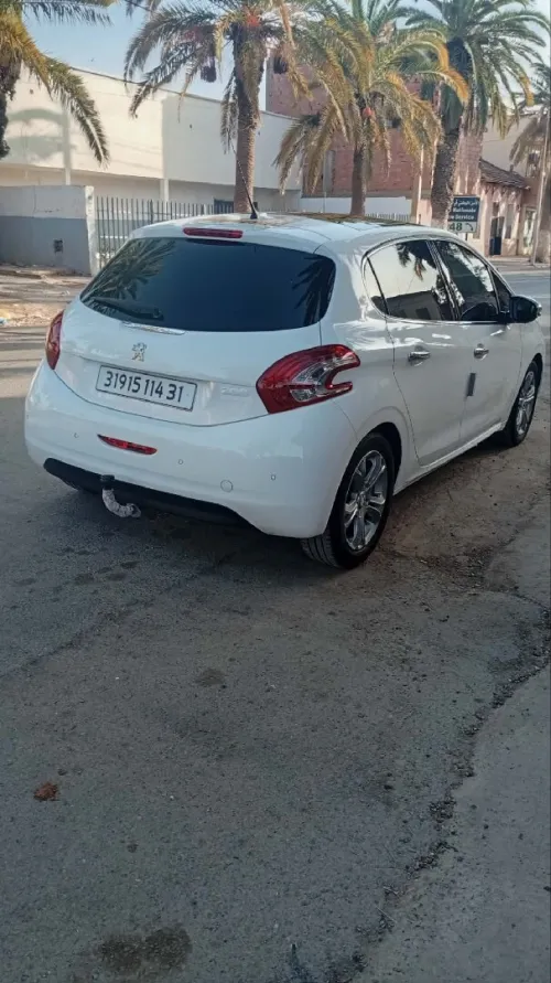 Peugeot 208 2014 208