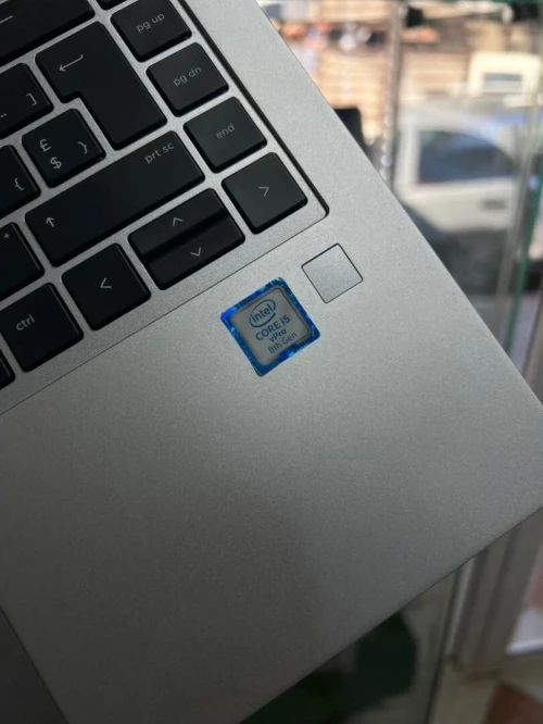 Laptop HP ELITEBOOK 840 G5 I5 8350U 8GO 256GO SSD 14 + Chargeur & cartable