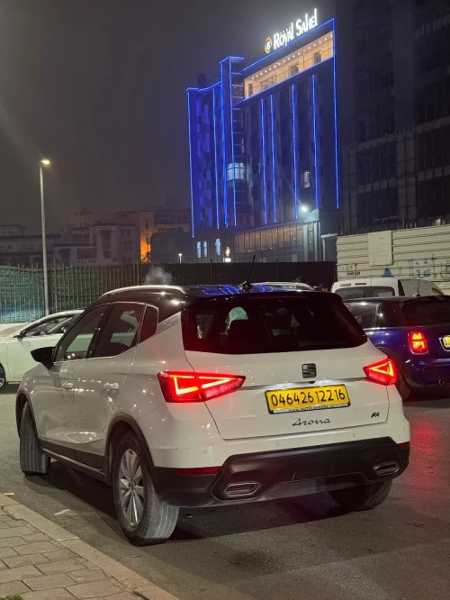 Seat ARONA 2022 FR PLUS
