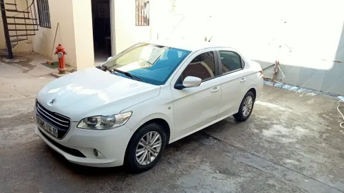 Peugeot 301 2016 Active plus