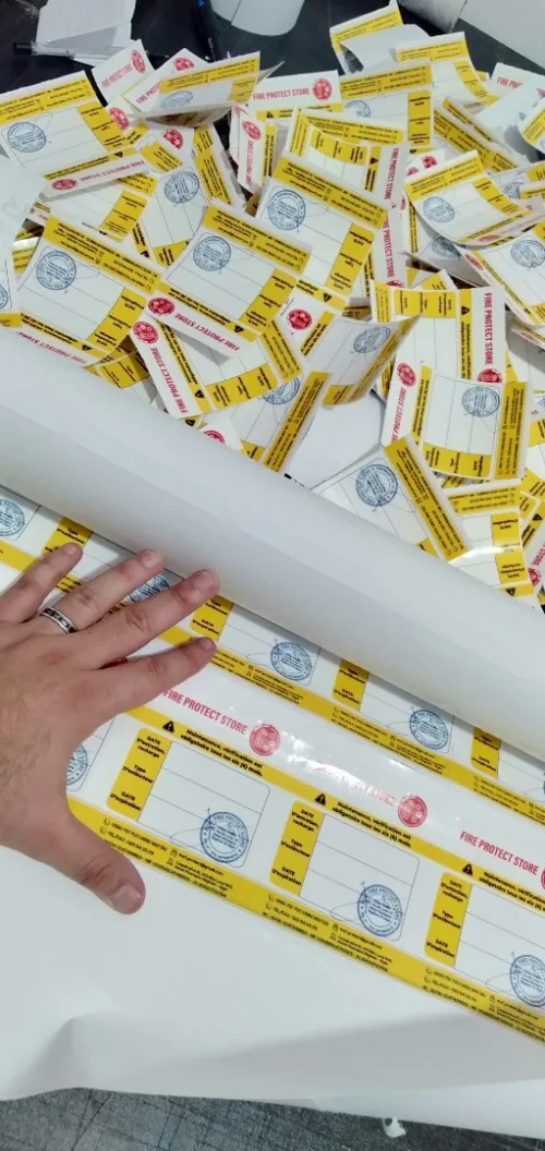 Etiquette stickers haute qualité ملصق عالي الجودة