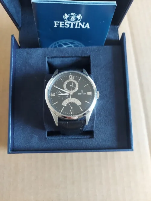 montre Festina F16823