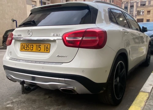 Mercedes GLA 2015 Edition 1