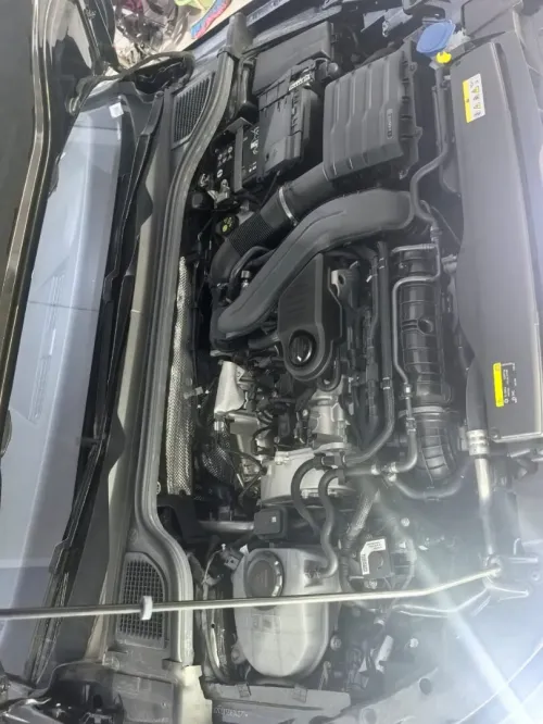Volkswagen Golf 8 2025 R-Line