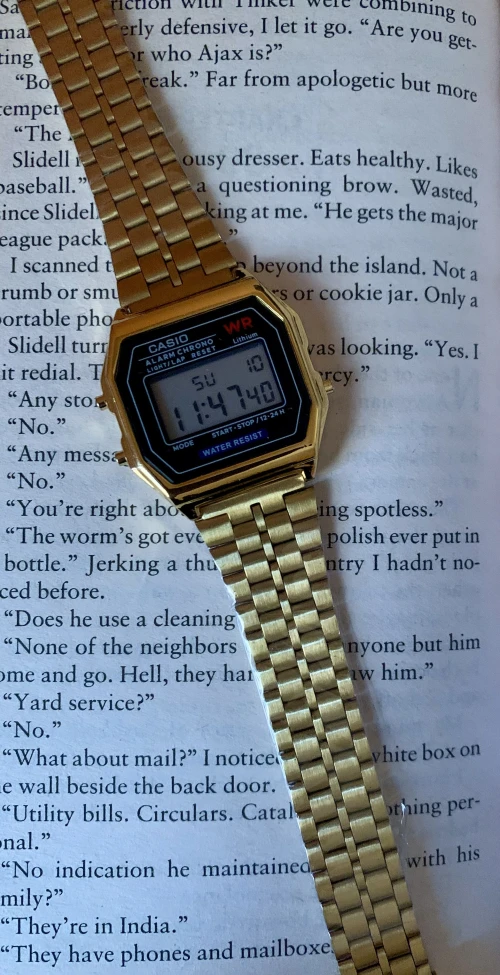 Casio A159w étanche et acier inoxydable