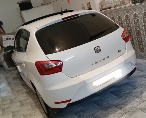 Seat Ibiza 2012 Fully +Toit ouvrant